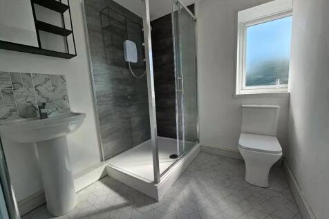 Shower Room 1