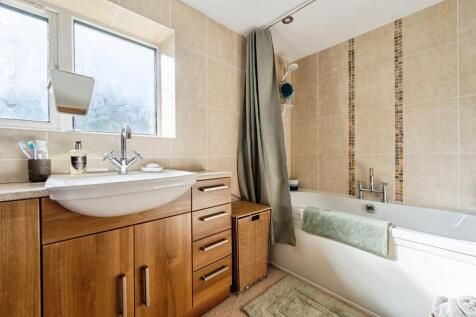 En Suite Bathroom