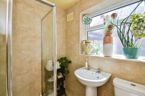 D/S Shower Room