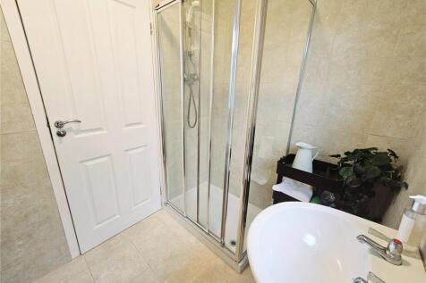 D/S Shower Room