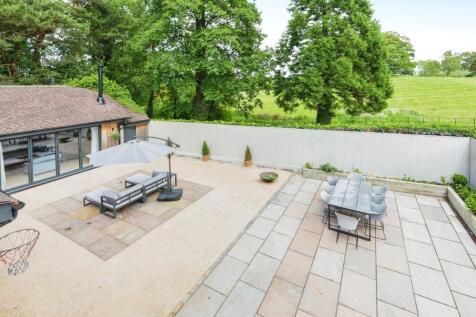Garden &amp; View