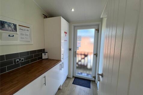 Entrance/Utility