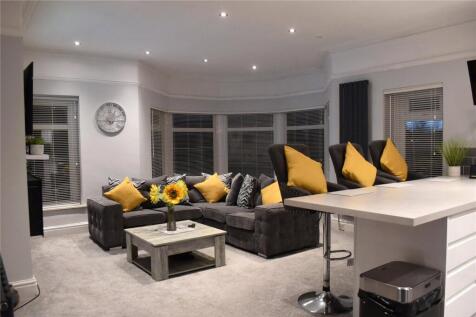 Lounge Evening
