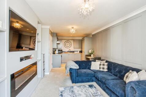 Lounge/Kitchen