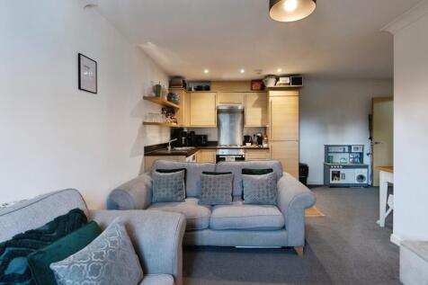 Lounge/Kitchen