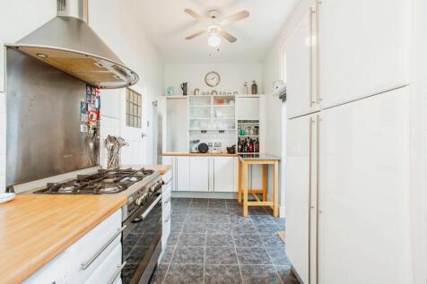 Fitted Kitchen