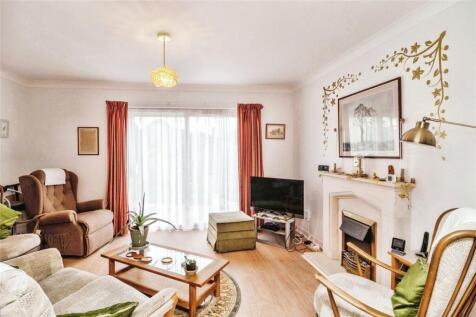 Rear Lounge