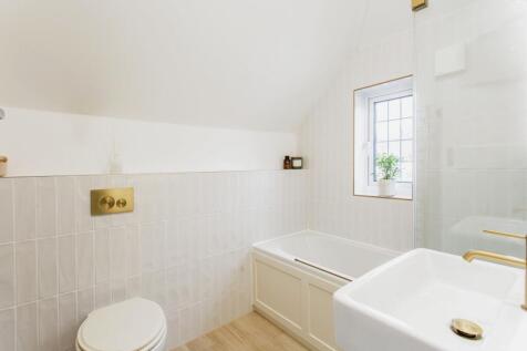 Modern Bathroom