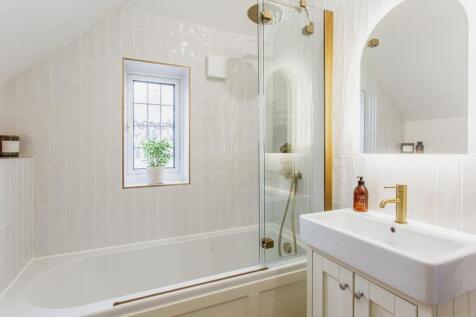 Modern Bathroom
