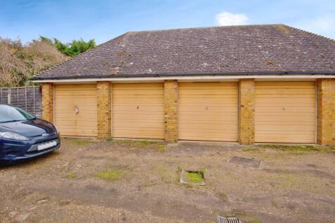 Garage In Block