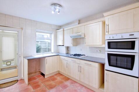 Fitted Kitchen