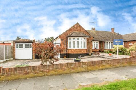 Extra Wide Frontage