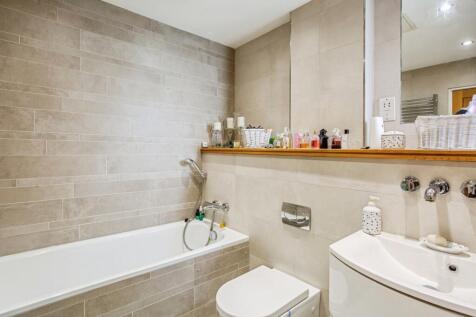 Master En-Suite