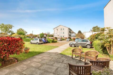 Garden &amp; Parking