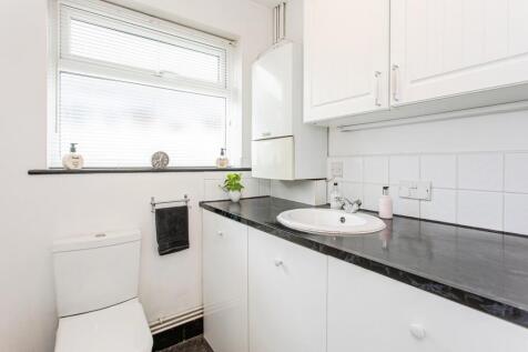 Utility Room/Wc