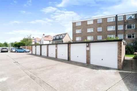 Garage In Block