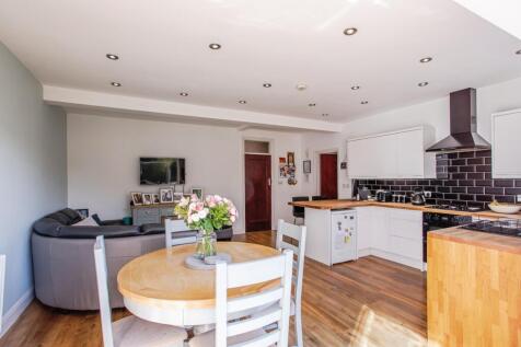 Kitchen/Living Room