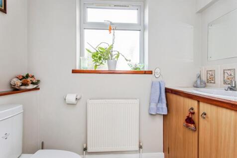 Cloakroom/Wc