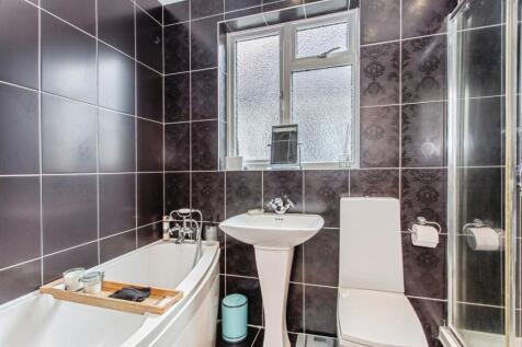 Family Bath/Shower
