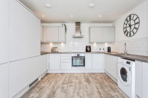 Kitchen/Reception Rm