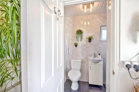 Shower Room/Wc