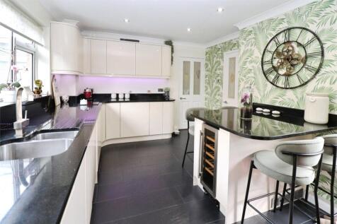 Fitted Kitchen