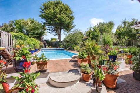 Rear Garden &amp; Pool