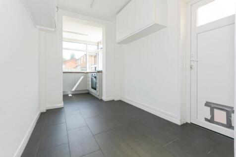 Kitchen/ Dinning