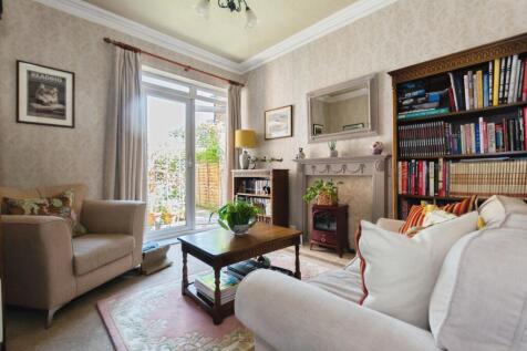 Reception2/Bed4