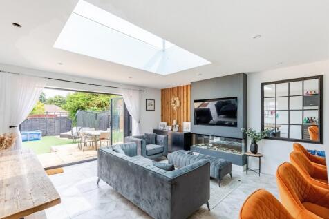 Kitchen Family Room