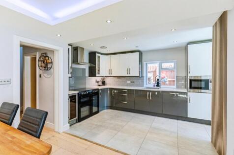 Kitchen Diner/Family