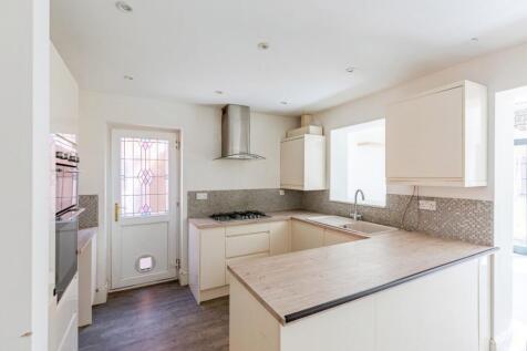 Kitchen Family Room