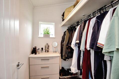 Walk In Wardrobe