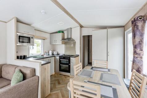 Kitchen Dining Area
