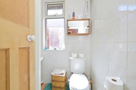 Shwer Room
