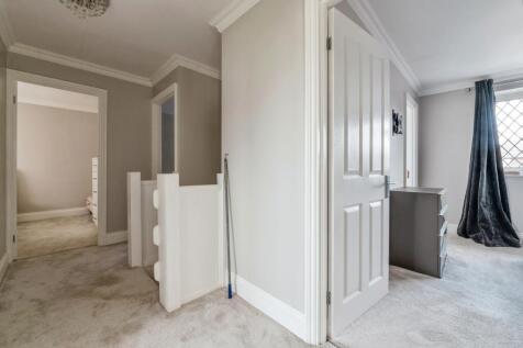 1st Floor Landing