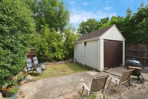 Rear Garden/Garage