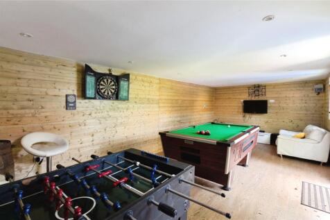 Entertainment Room