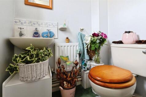 Ground Floor Wc