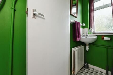 Gf Shower Room