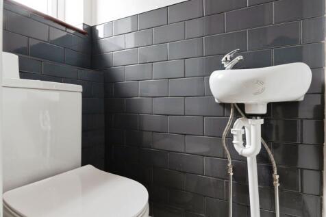 Gf Wc