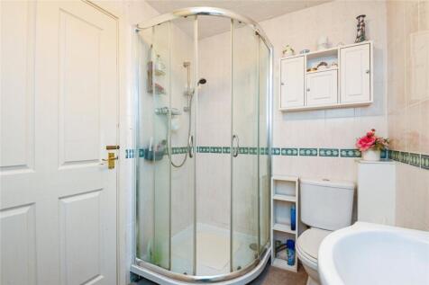 Annexe Shower Room