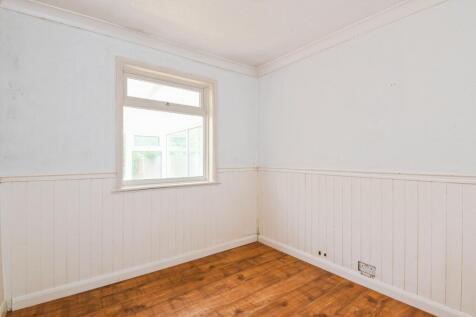Dining/Bedroom 3