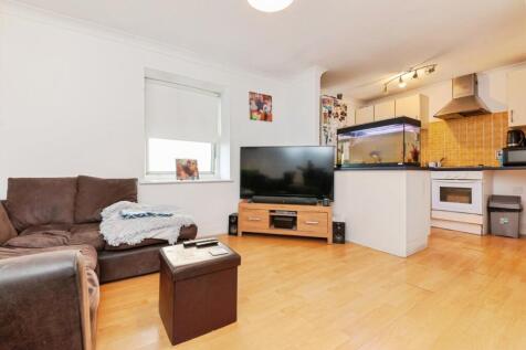 Living Room/Kitchen
