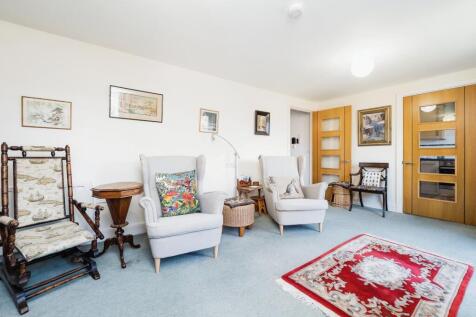 Lounge Dining Room