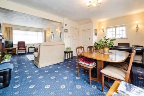 Lounge Dining Room