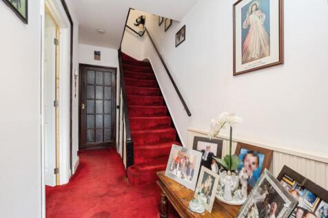 Entrance Hallhttps:/