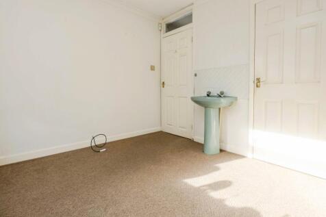 Office/Bedroom 4