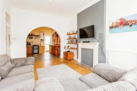 Lounge/Kitchen