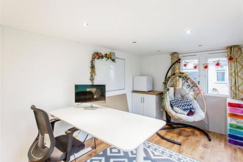 Office/Summer House